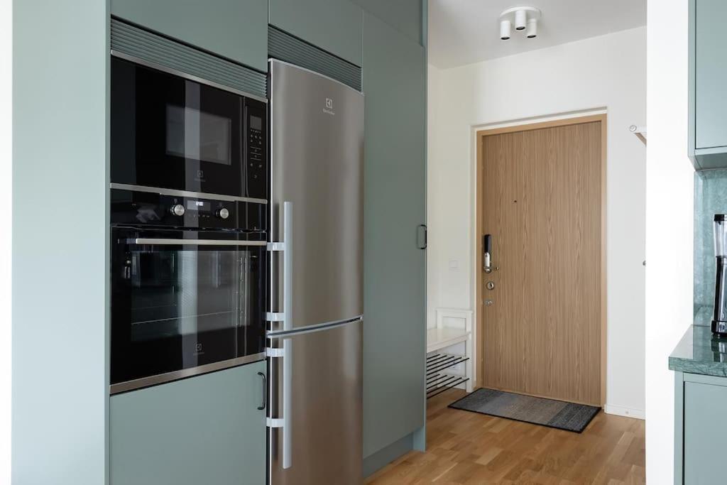 Modern Elegance I Hagastaden Apartamento Estocolmo Exterior foto